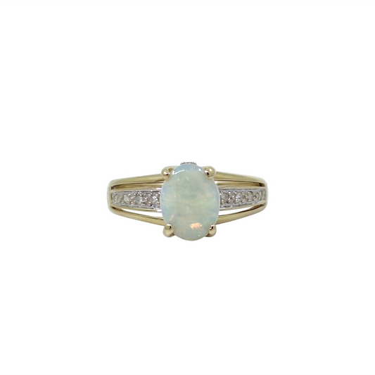 9ct Yellow Gold Opal Ring