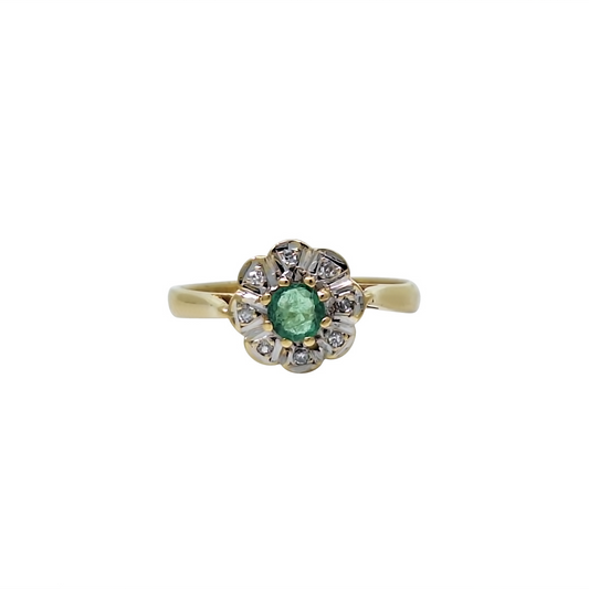 18ct Yellow Gold Emerald & Diamond Cluster Ring