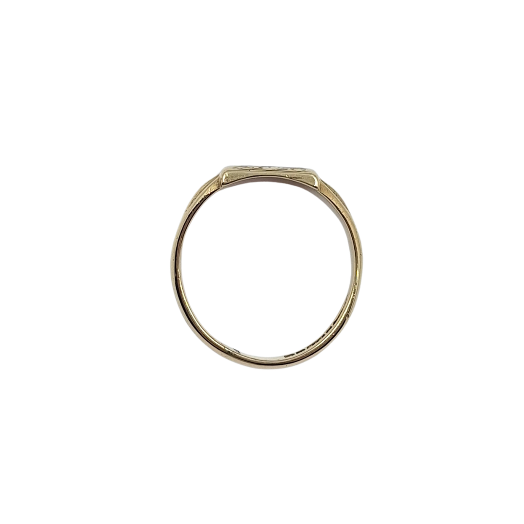 9ct Yellow Gold Oval Patterned Signet Ring