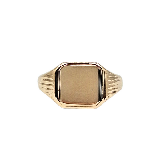 9ct Yellow Gold Signet Ring