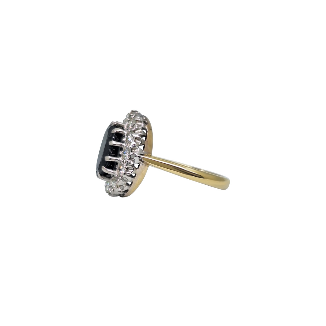 18ct Yellow Gold Sapphire & Diamond Cluster Ring