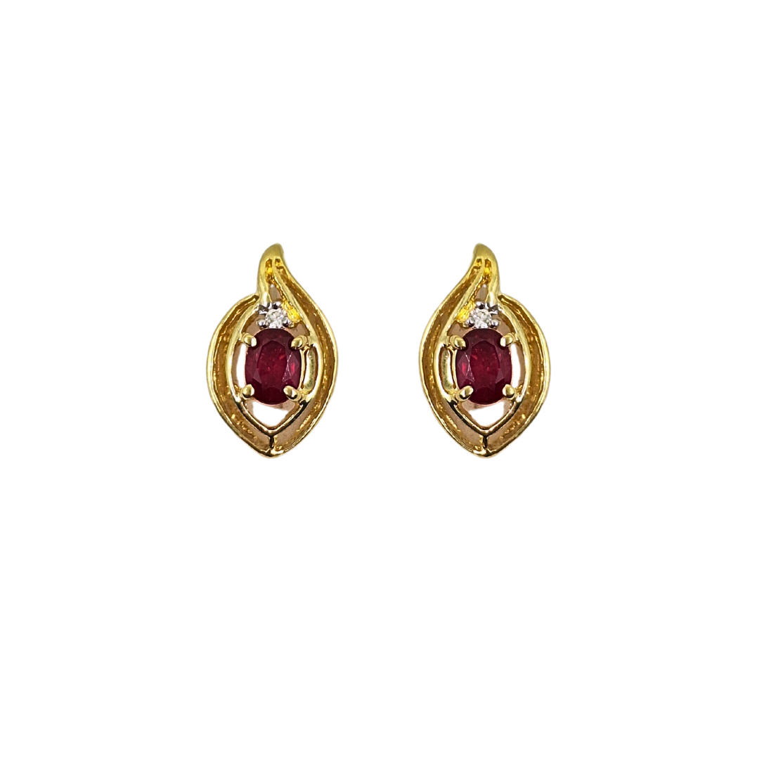 18ct Yellow Gold Ruby & Diamond Stud Earrings