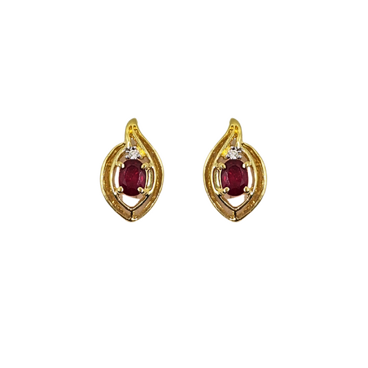 18ct Yellow Gold Ruby & Diamond Stud Earrings