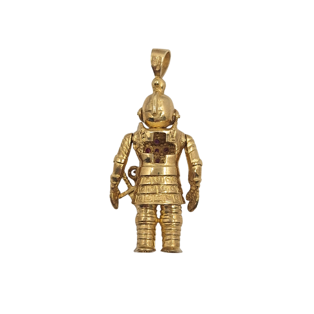 9ct Yellow Gold Stone Set Suit Of Armour Pendant