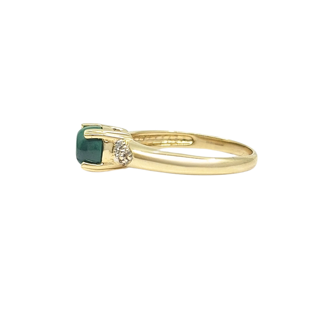 9ct Yellow Gold Agate & Diamond Ring