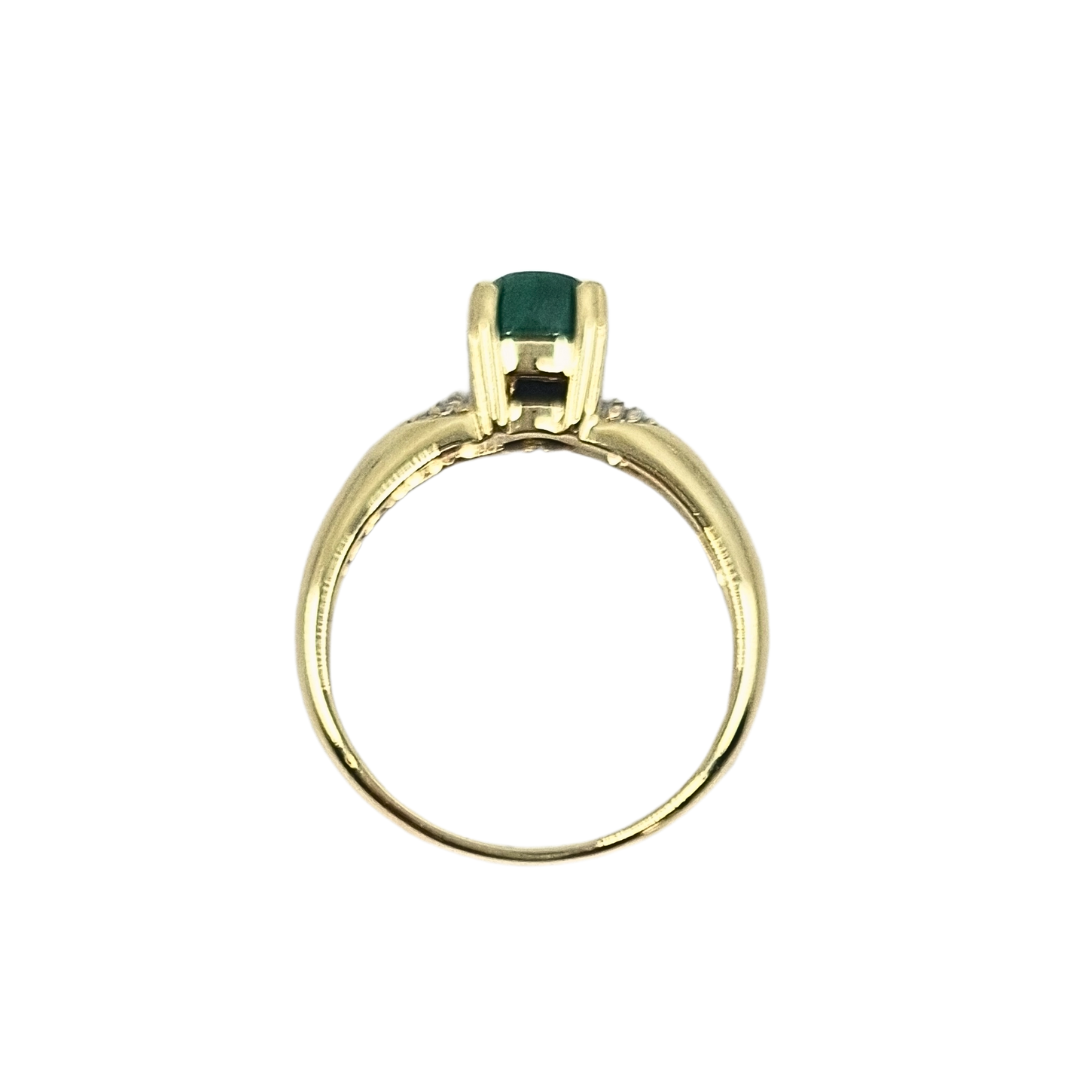 9ct Yellow Gold Agate & Diamond Ring