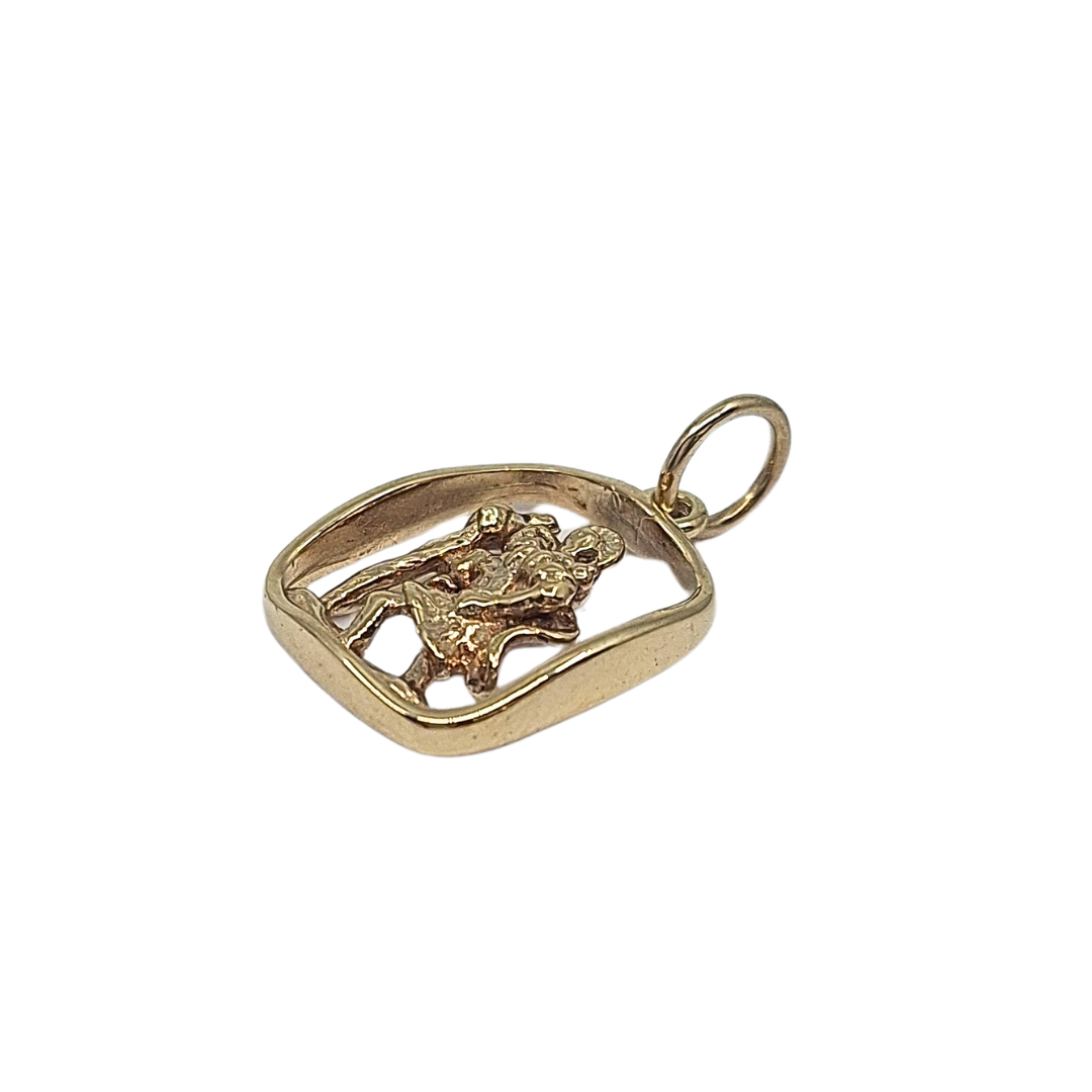 9ct Yellow Gold St Christopher Pendant