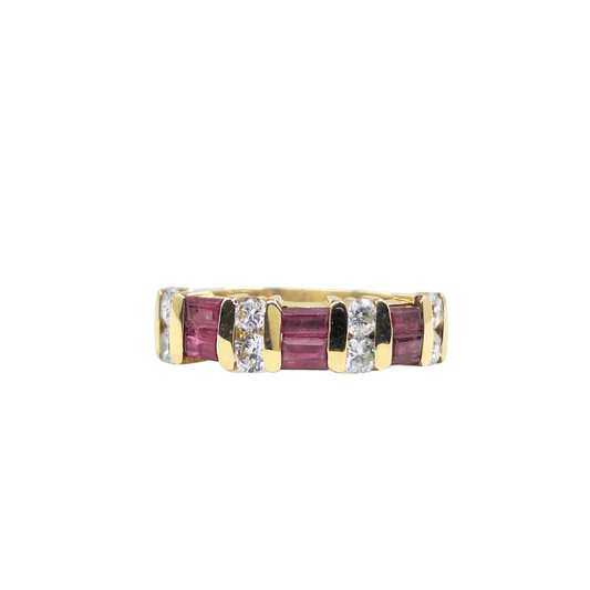 14ct Yellow Gold Red & White Cubic Zirconia Ring