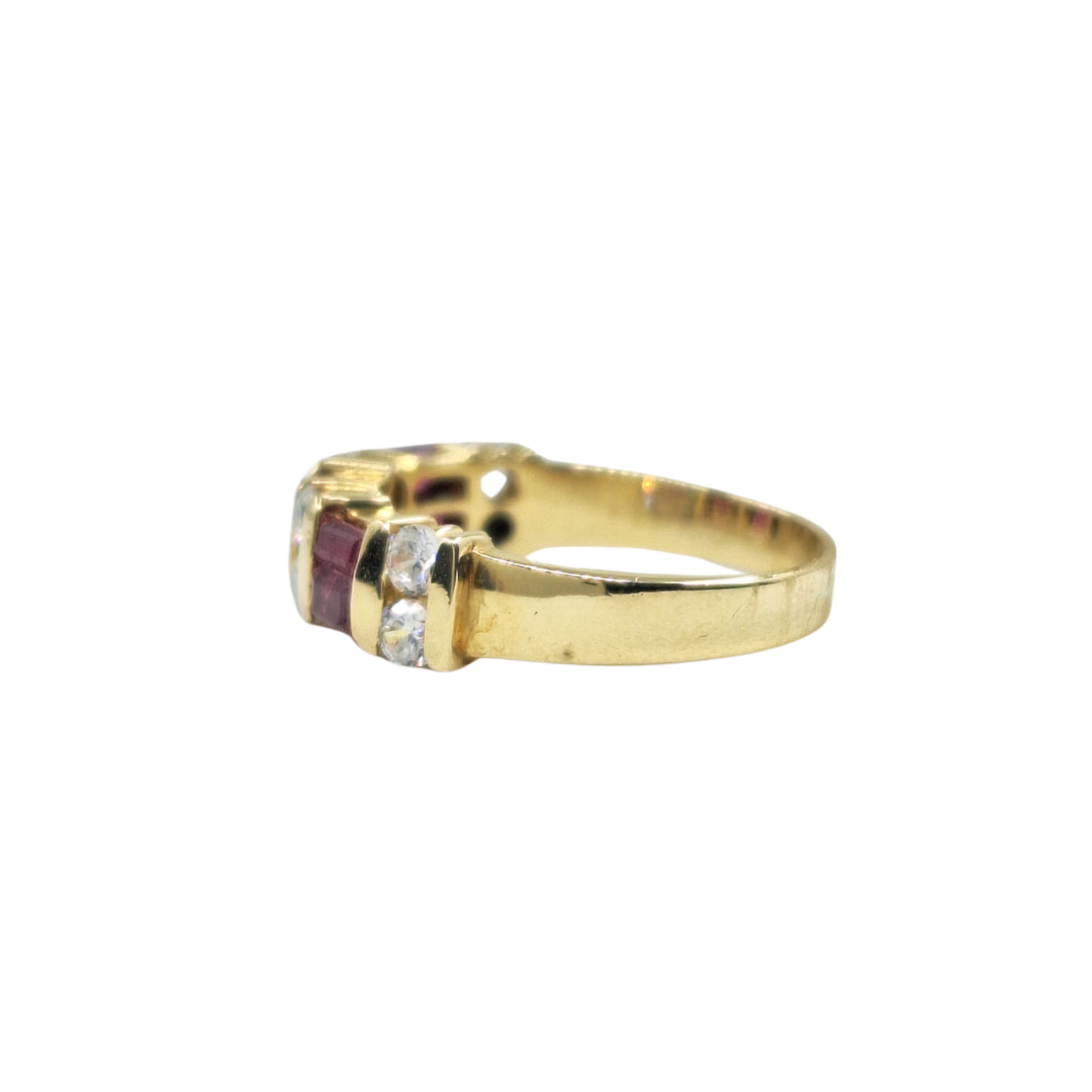 14ct Yellow Gold Red & White Cubic Zirconia Ring