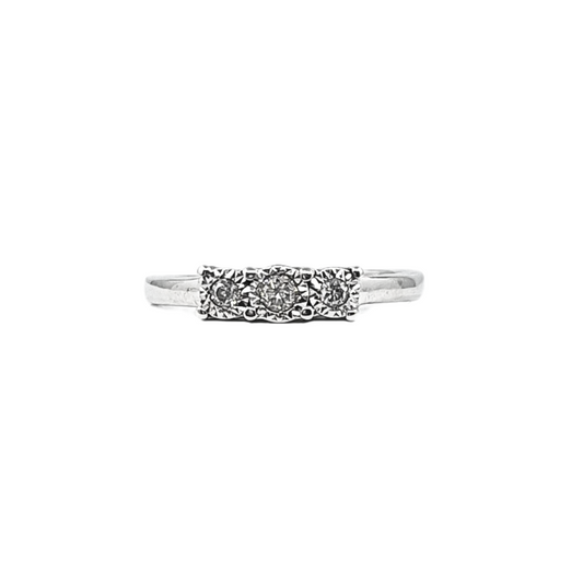 9ct White Gold Illusion Set Three Stone Diamond Ring