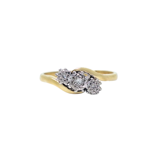18ct Yellow Gold Illusion Set Diamond Three Stone Ring