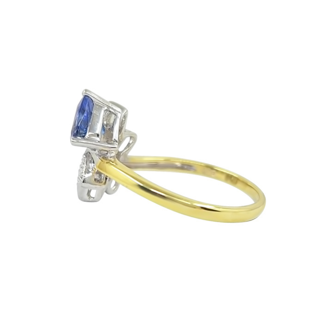 18ct Yellow Gold Tanzanite & Diamond Ring