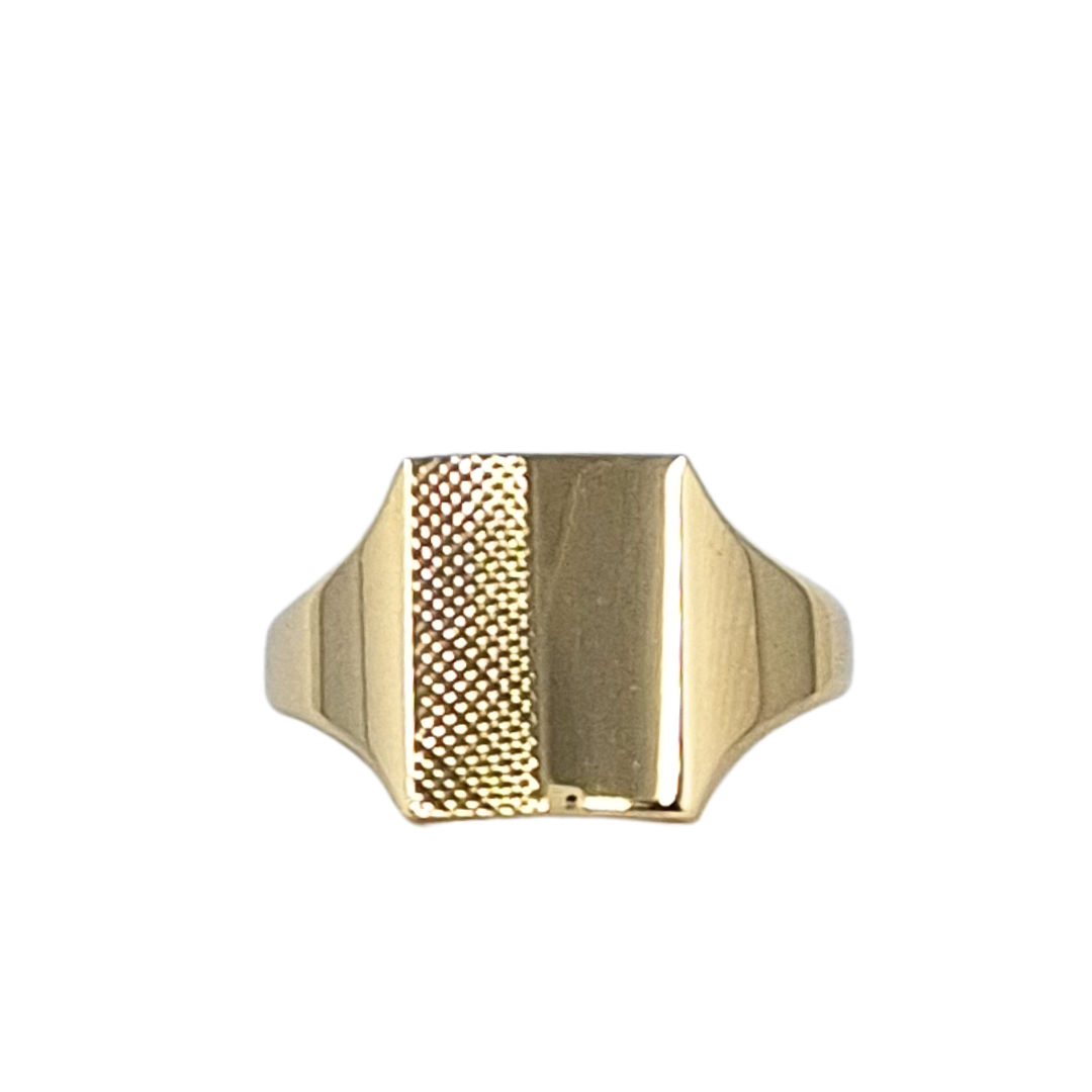 9ct Yellow Gold Signet Ring