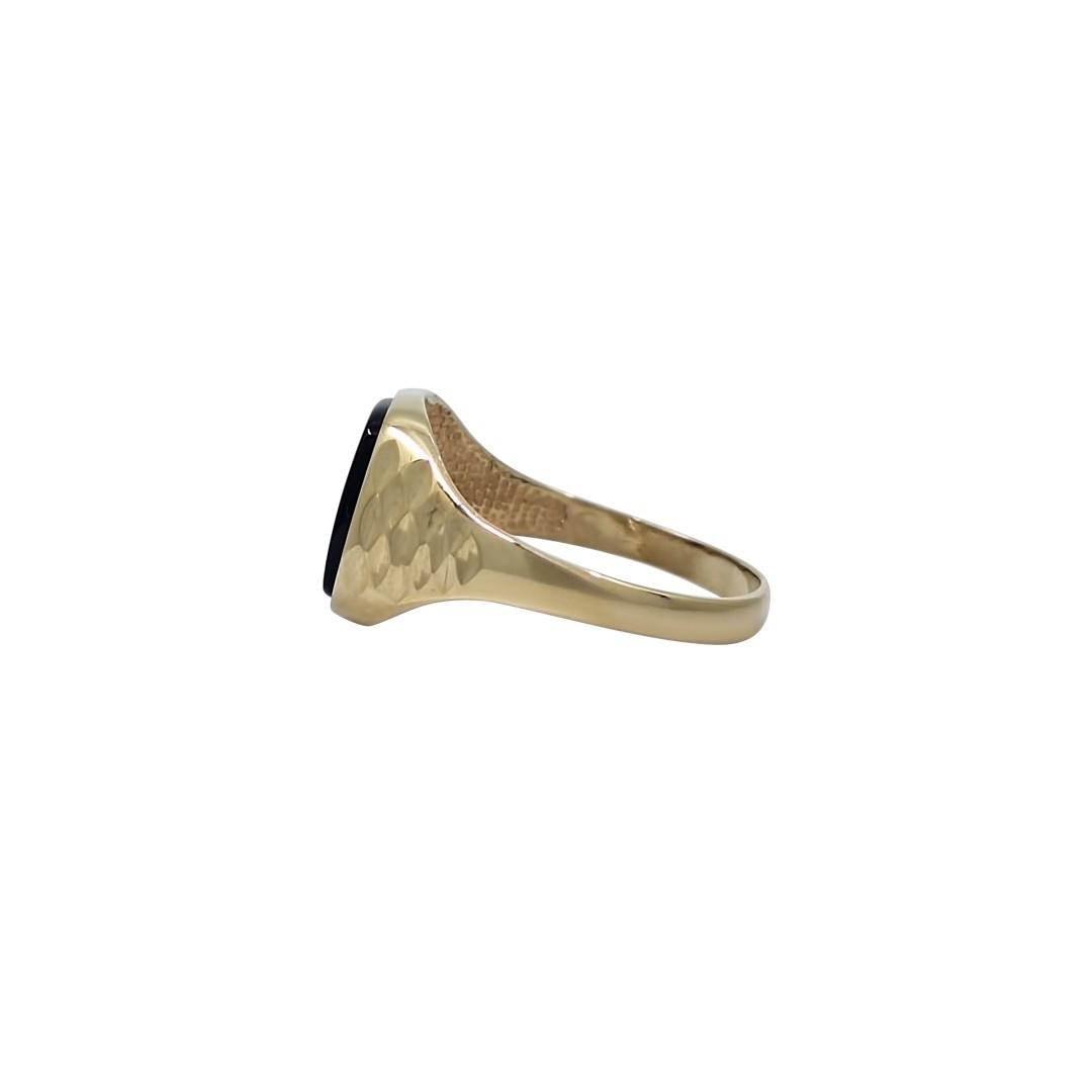 9ct Yellow Gold Onyx Signet Ring