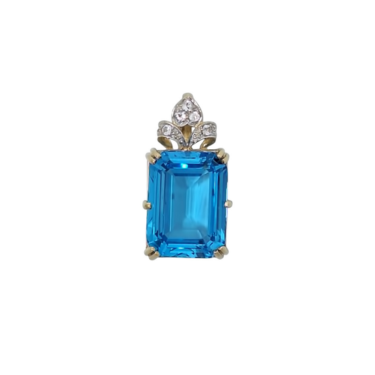9ct Yellow Gold Blue Topaz Pendant