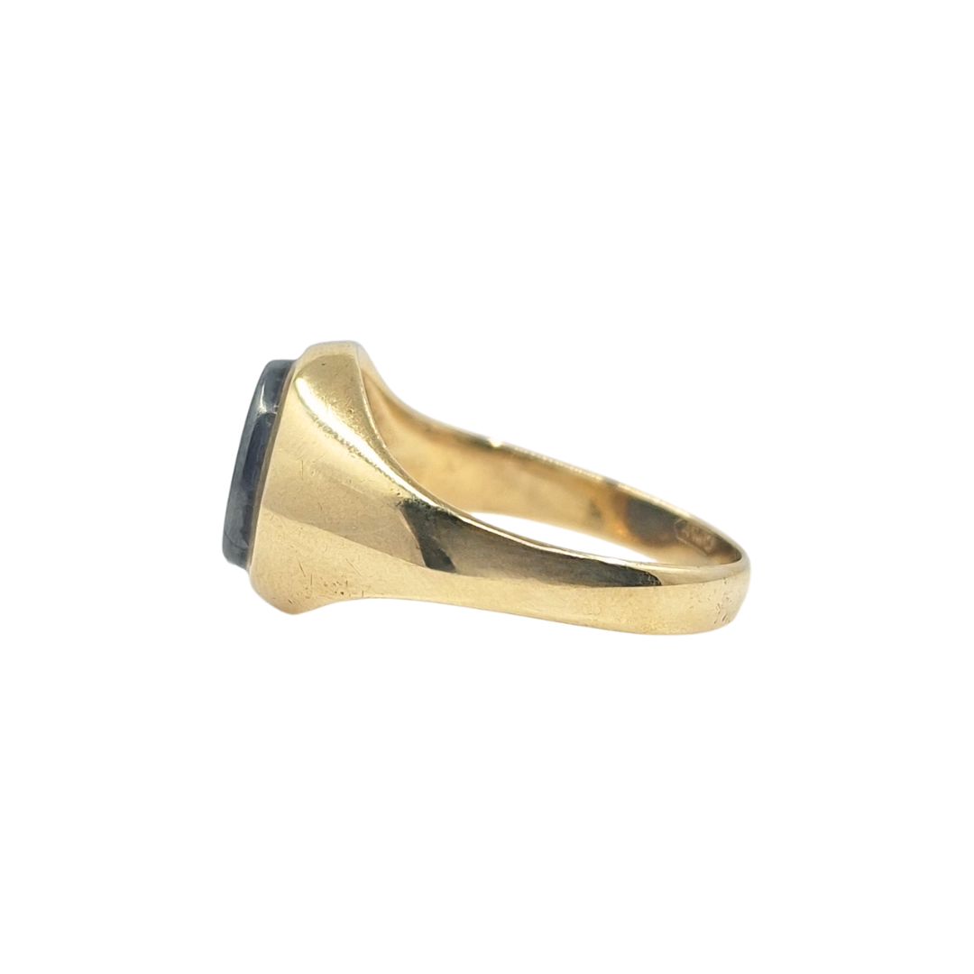 9ct Yellow Gold Hematite Signet Ring