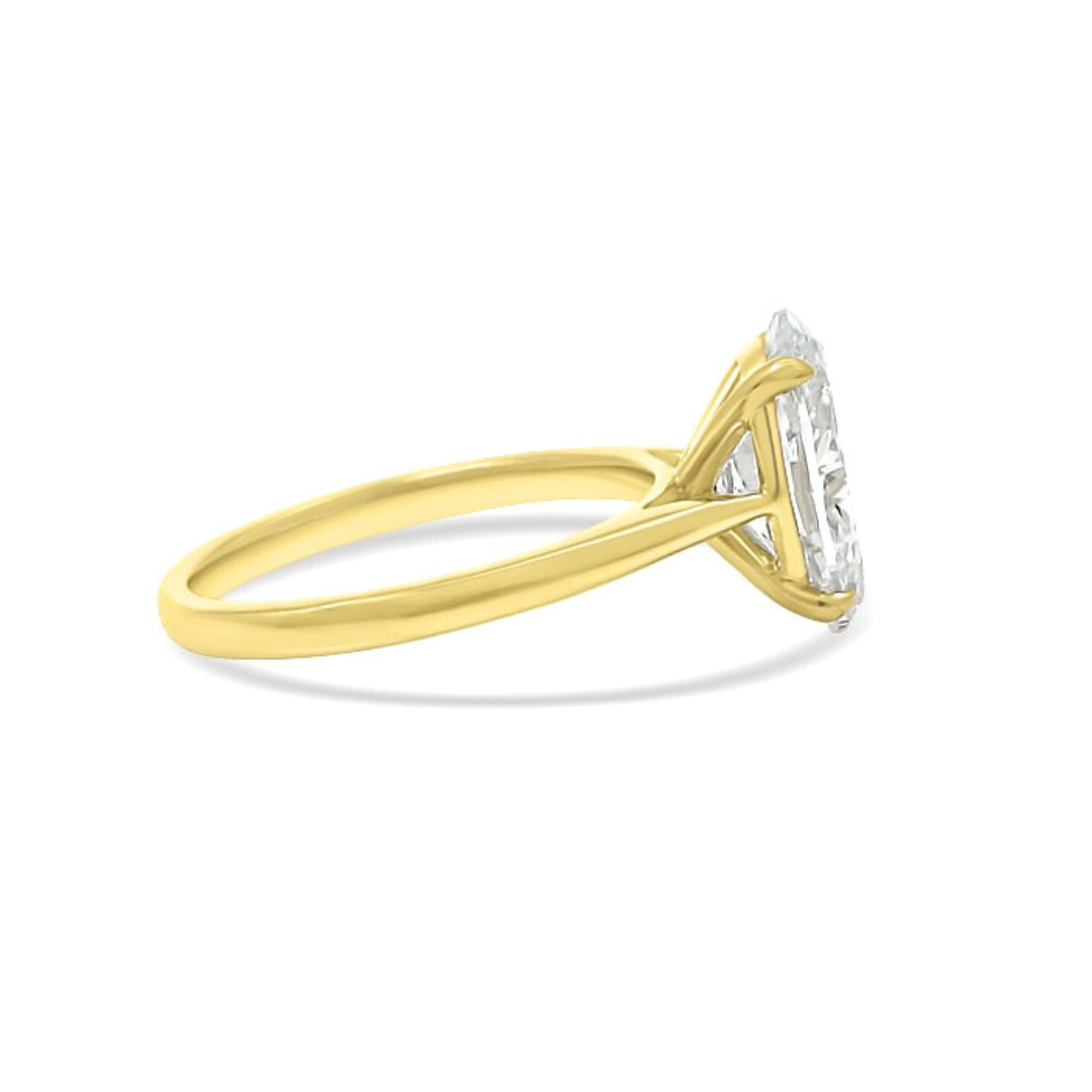 Yellow Gold Ethical Diamond Oval Ring 3.00ct