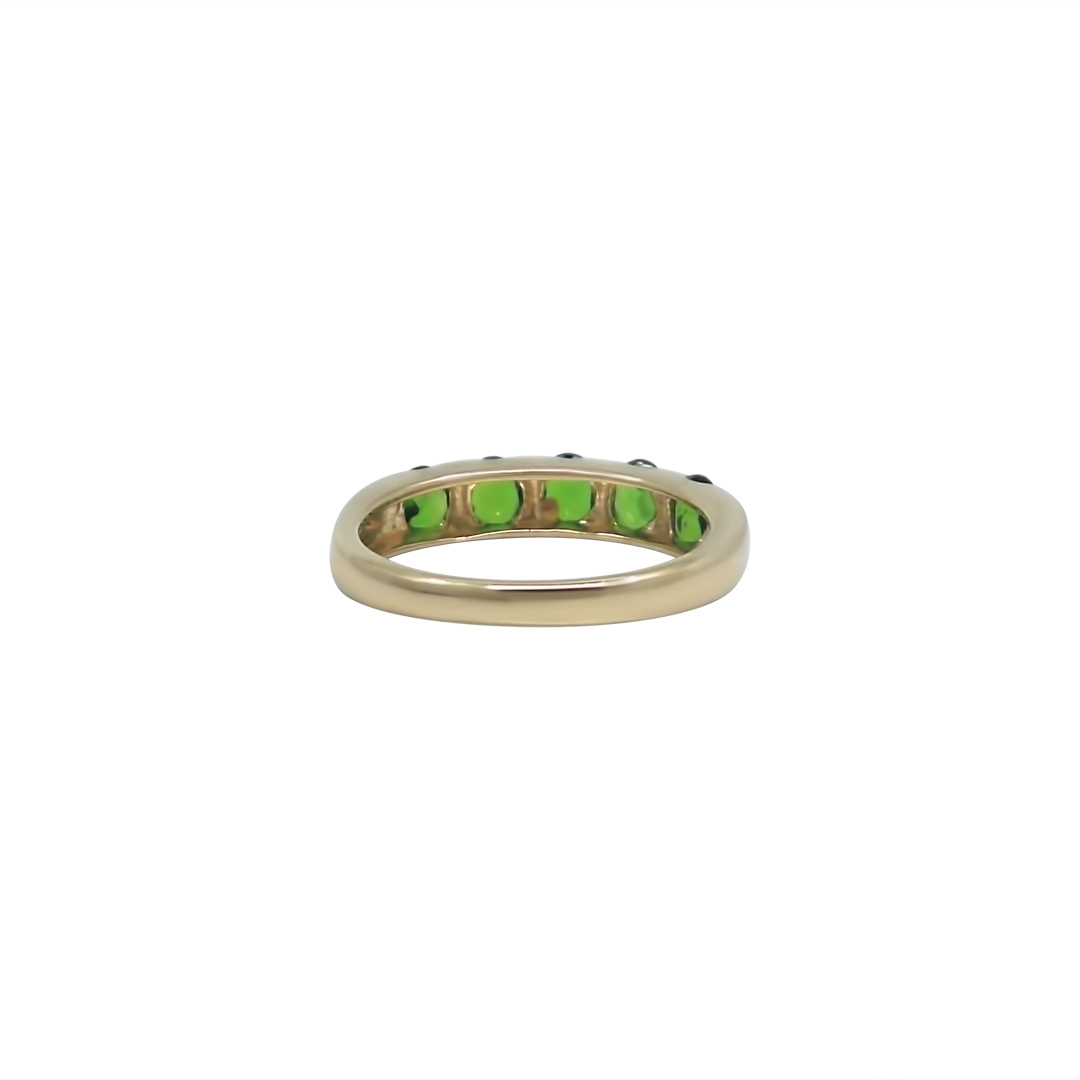 9ct Yellow Gold Green Gemstone Ring
