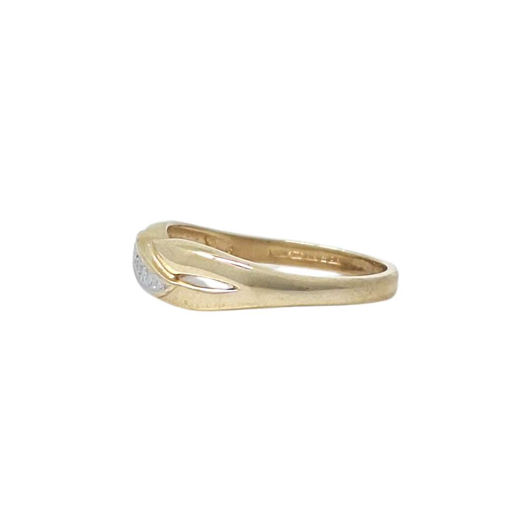 9ct Yellow Gold Diamond Set Crossover Ring