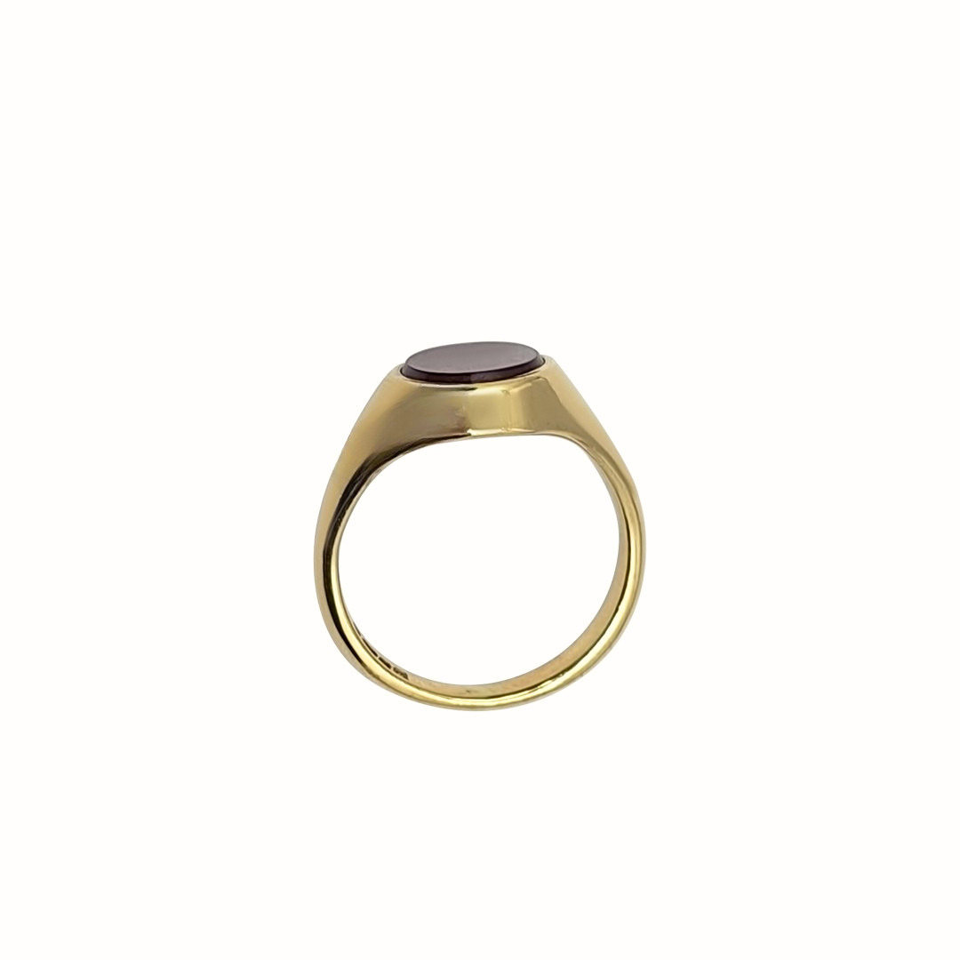 18ct Yellow Gold Oval Signet Ring