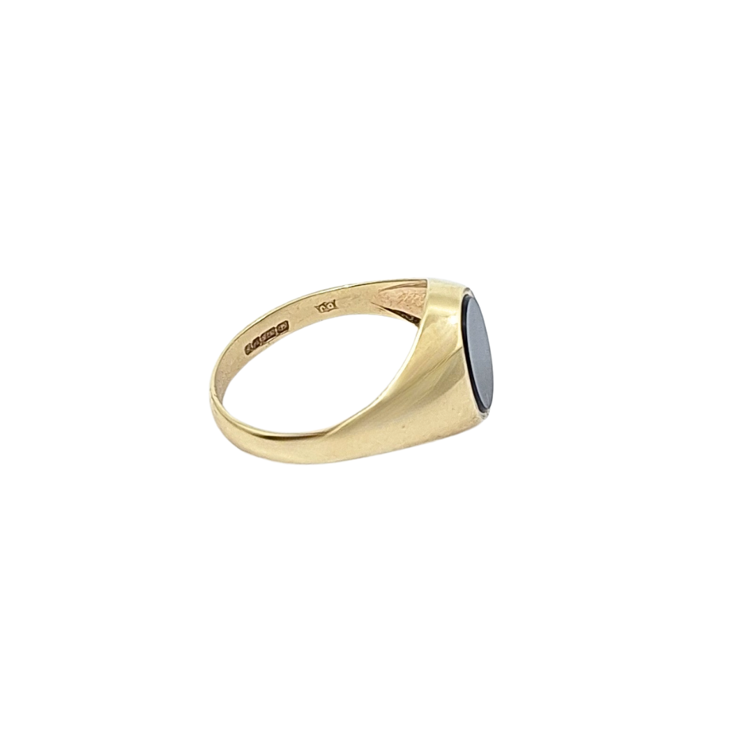 9ct Yellow Gold Onyx Signet Ring
