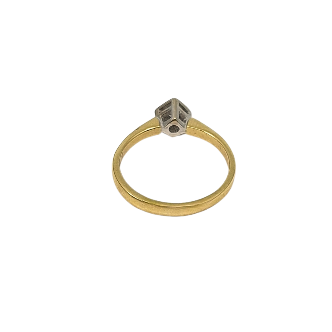 18ct Yellow Gold Princess Cut Diamond Solitaire Ring