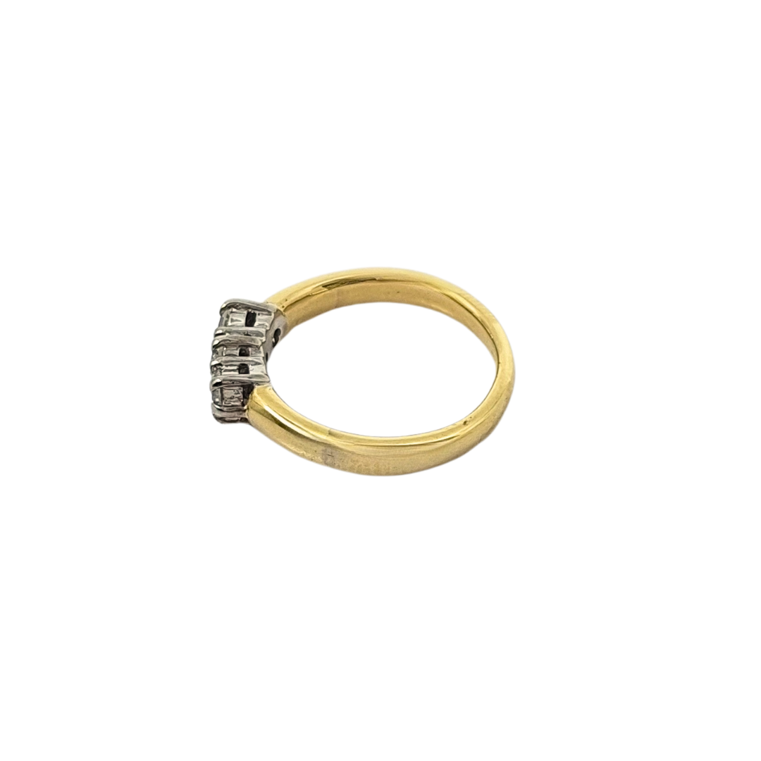 18ct Yellow Gold Diamond Three Stone Ring