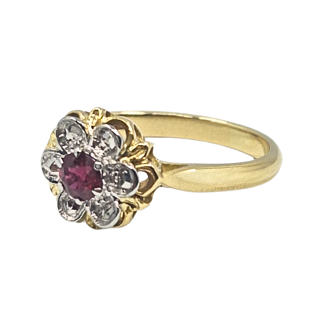 18ct Yellow Gold Stone Set Ring