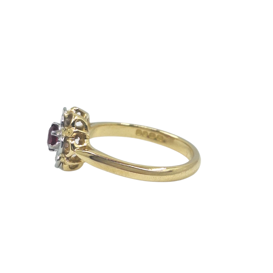 18ct Yellow Gold Stone Set Ring