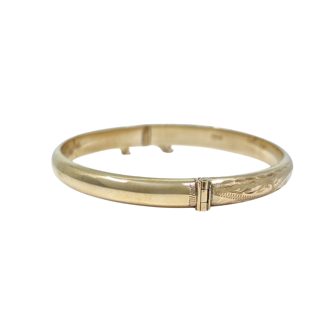 9ct Yellow Gold Patterned Hinged Bangle
