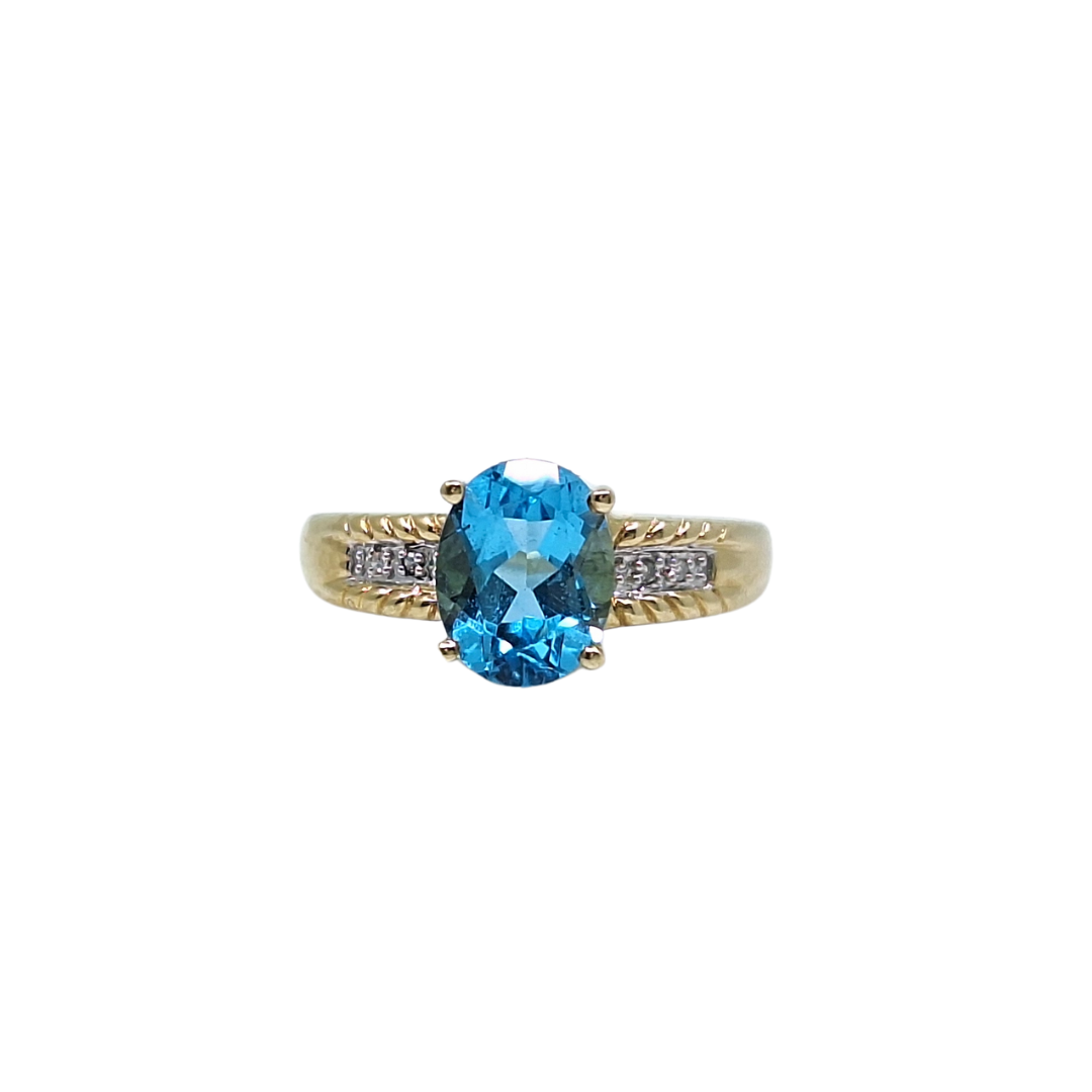 9ct Yellow Gold Blue Topaz Ring