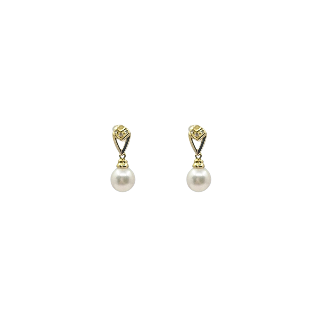 14ct Yellow Gold Pearl Drop earrings