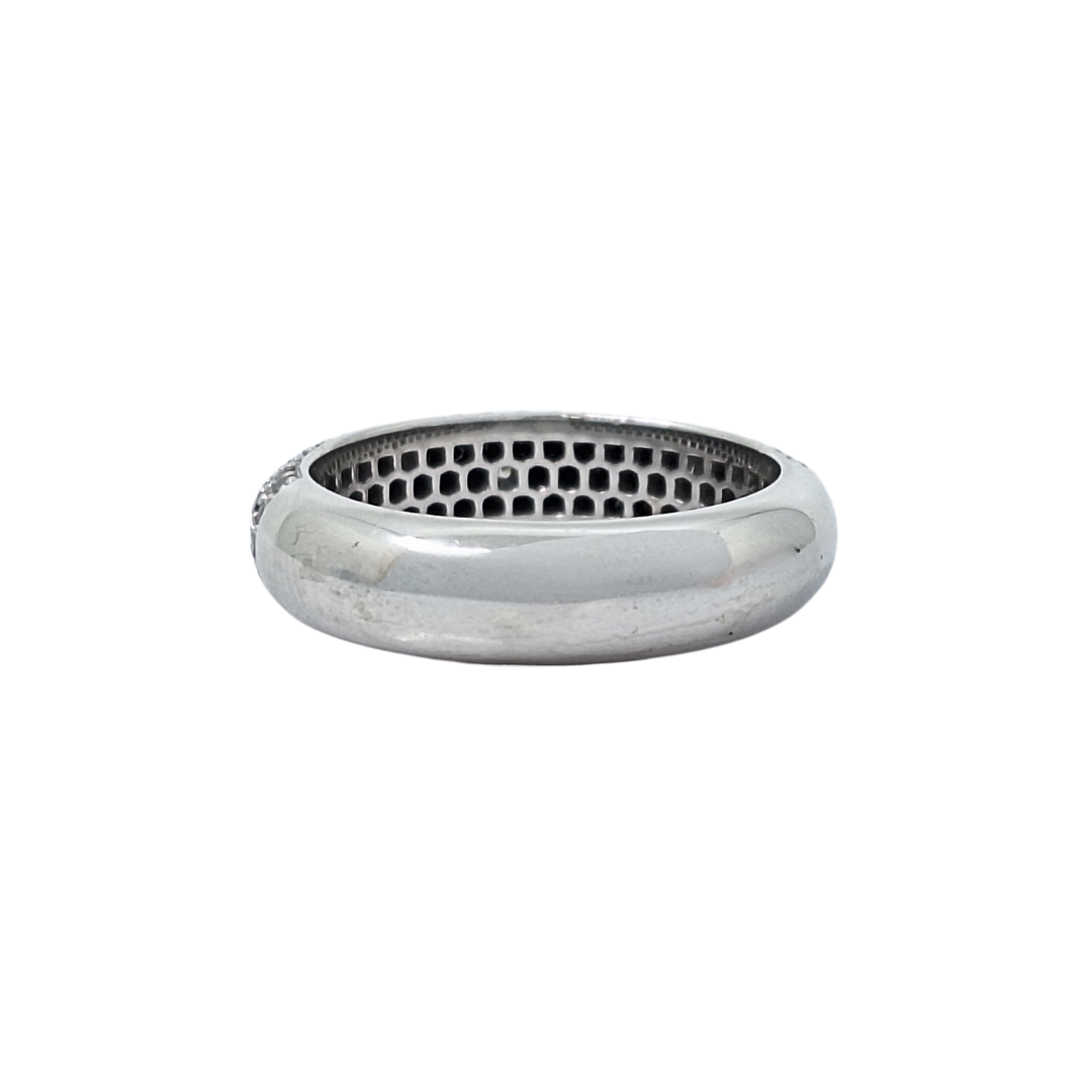 18ct White Gold Black & White Diamond Band Ring