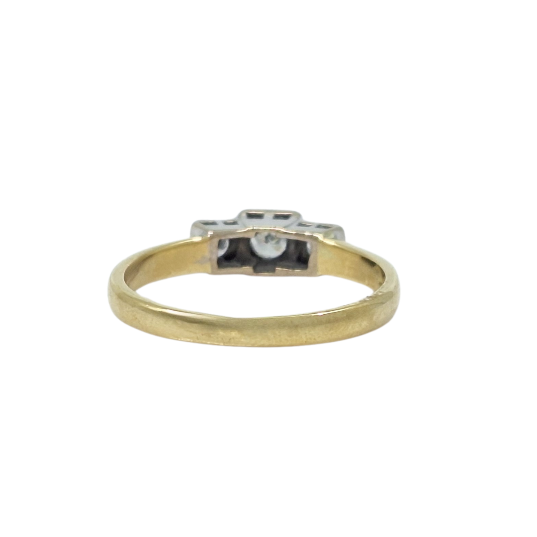 18ct Yellow Gold Three Stone Diamond Ring 0.33ct