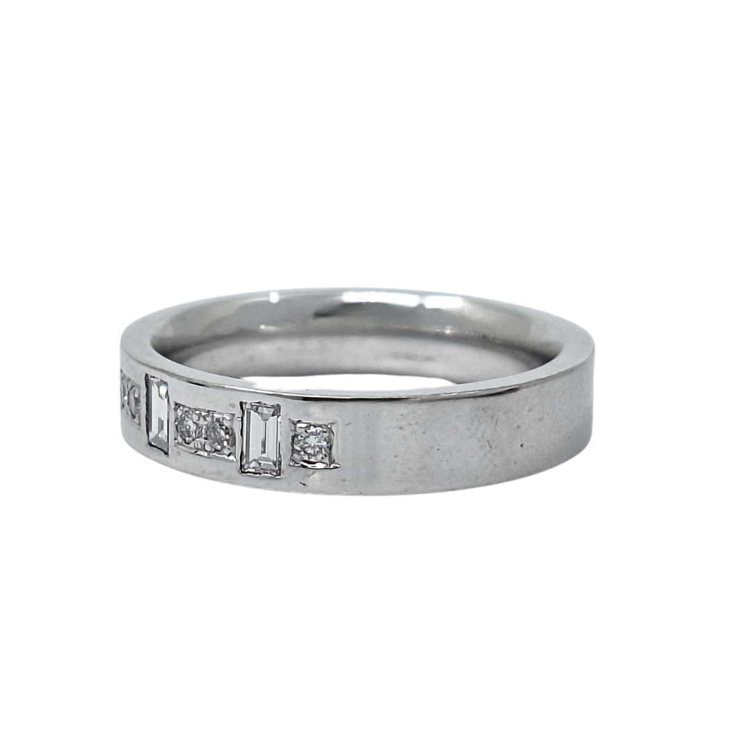 18ct White Gold Diamond Set Gents Wedding Band 0.75ct