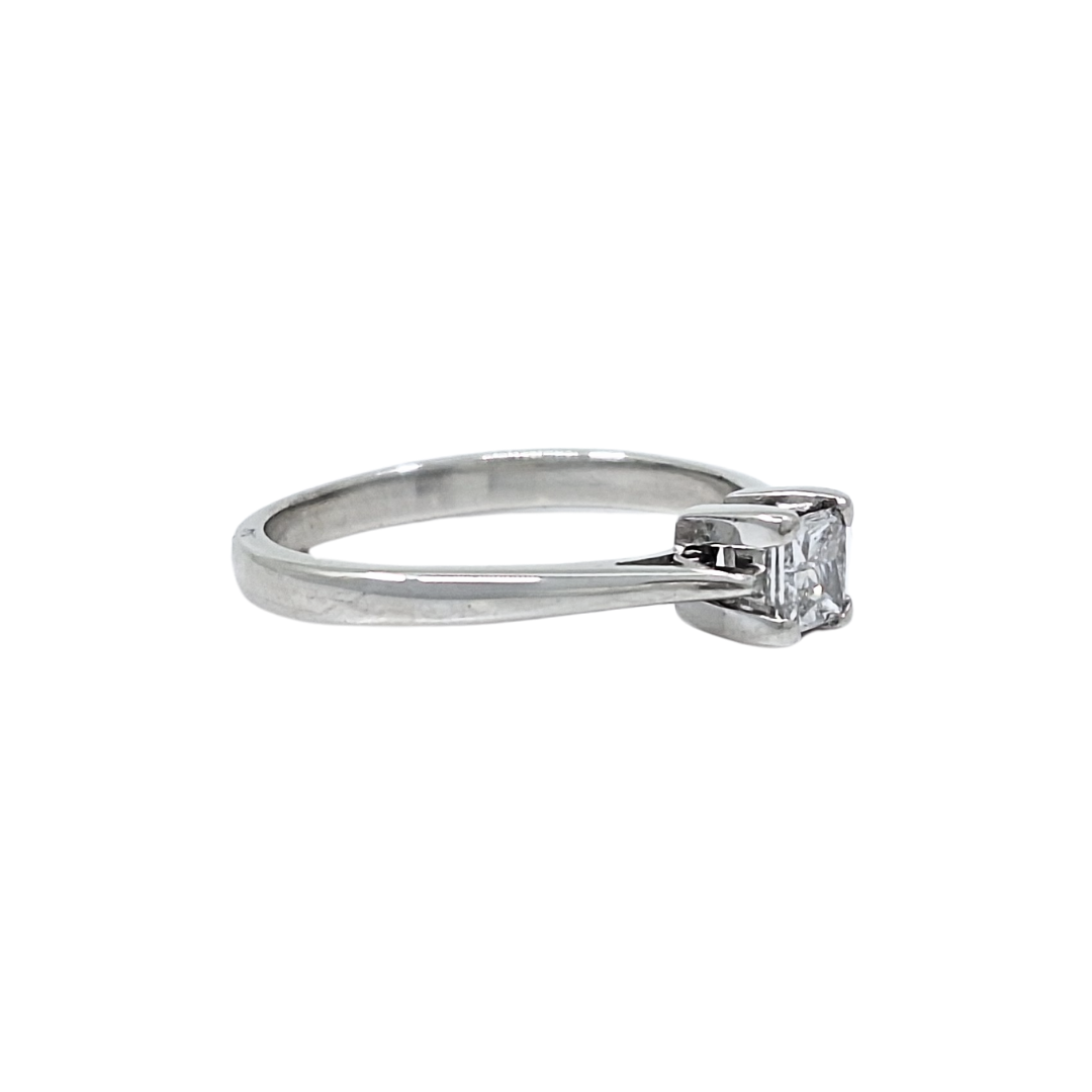 18ct White Gold Princess Cut Diamond Solitaire Ring 0.40ct