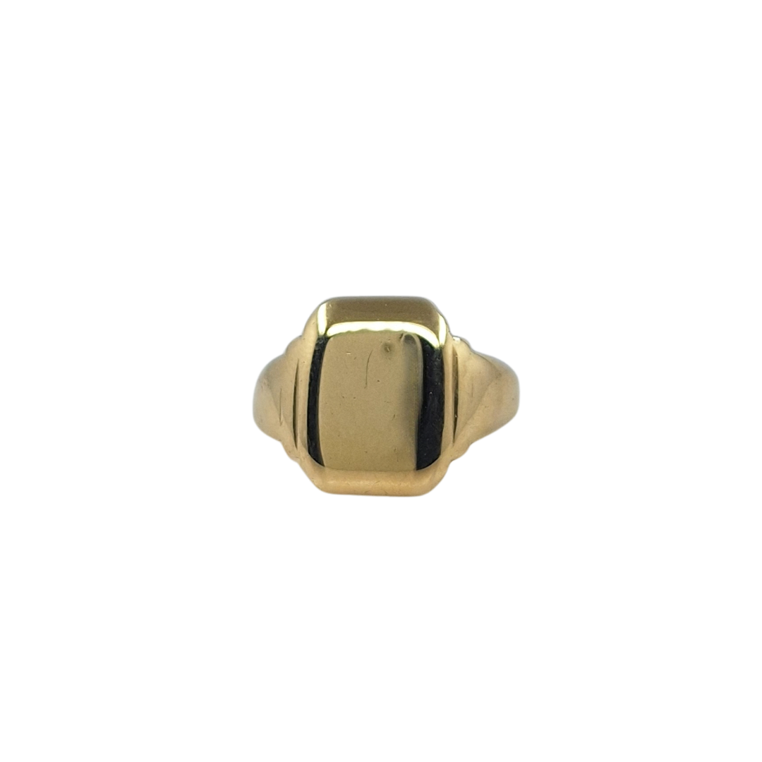 9ct Yellow Gold Plain Signet Ring