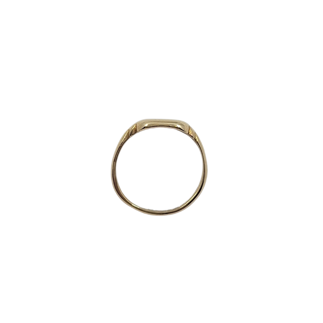 9ct Yellow Gold Plain Signet Ring