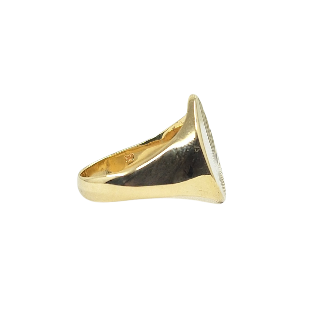 9ct Yellow Gold Engraved Signet Ring