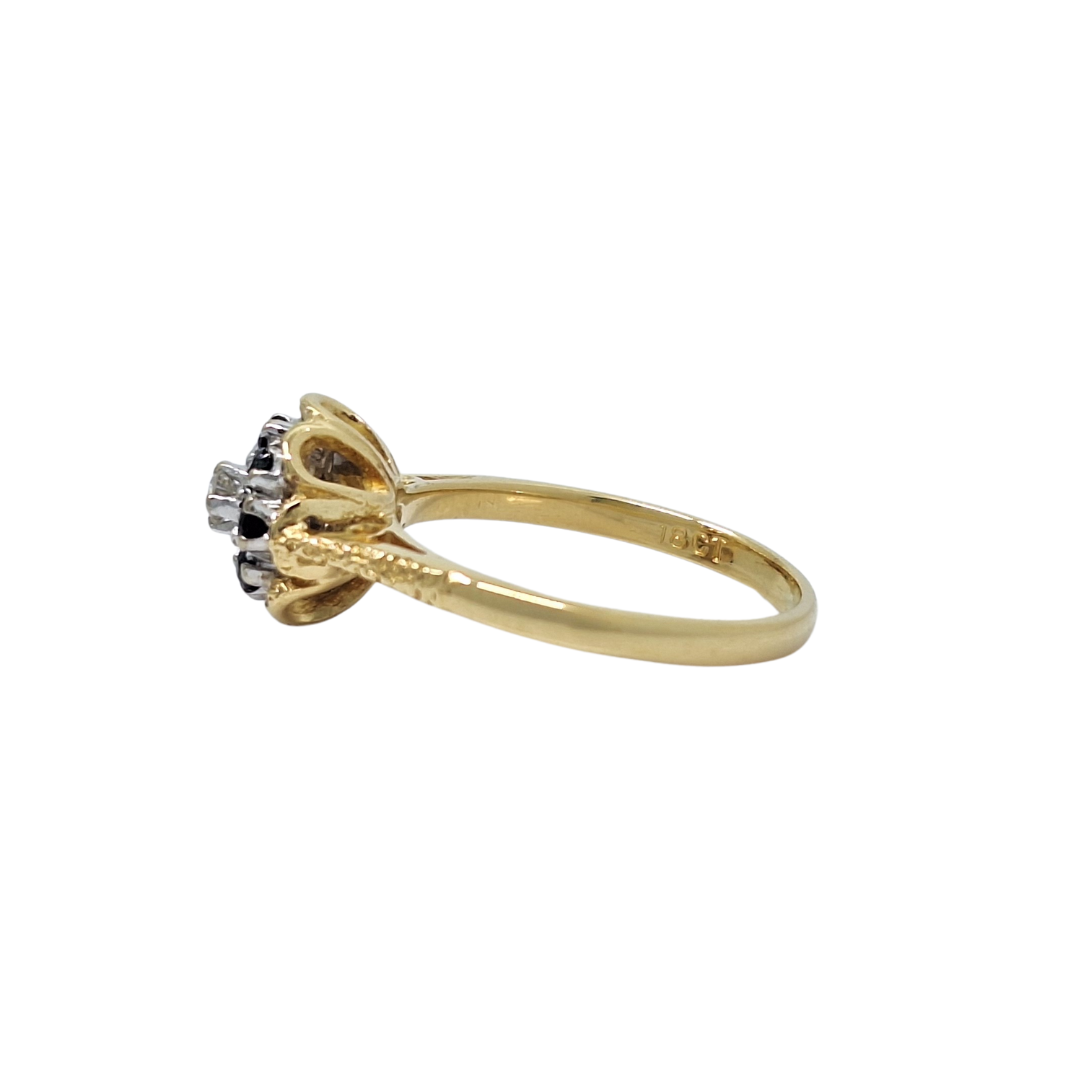 18ct Yellow Gold Sapphire & Diamond Ring