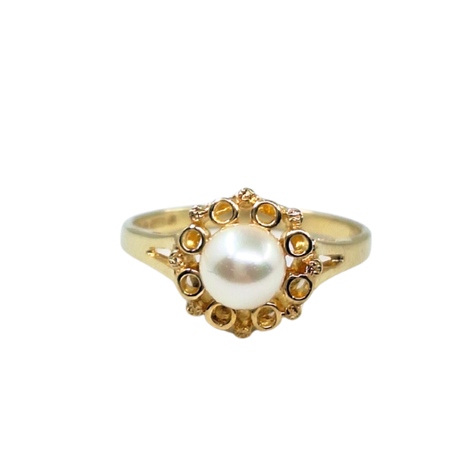 9ct Yellow Gold Pearl Ring