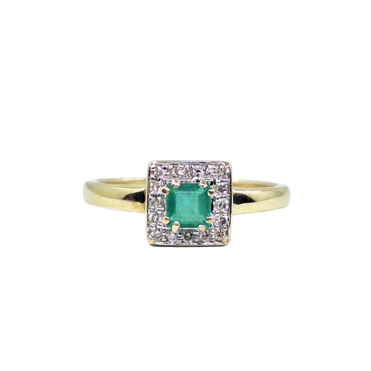 9ct Yellow Gold Emerald & Diamond Cluster Ring