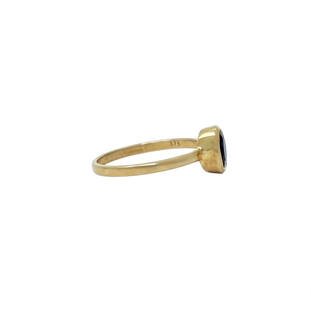 9ct Yellow Gold Sapphire Ring 0.60ct