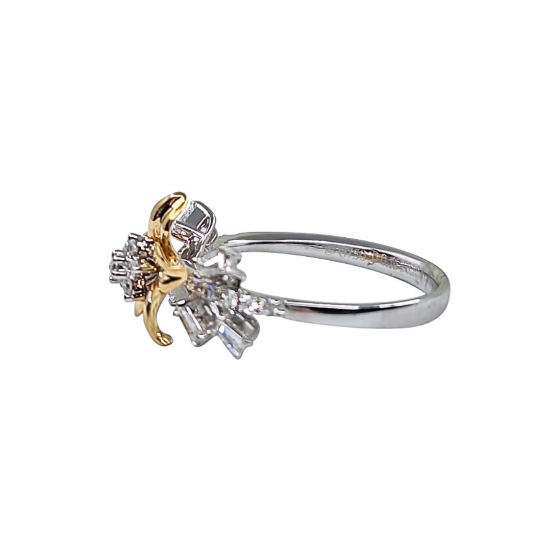 18ct 2 Colour Gold Diamond Cluster Ring 0.36ct