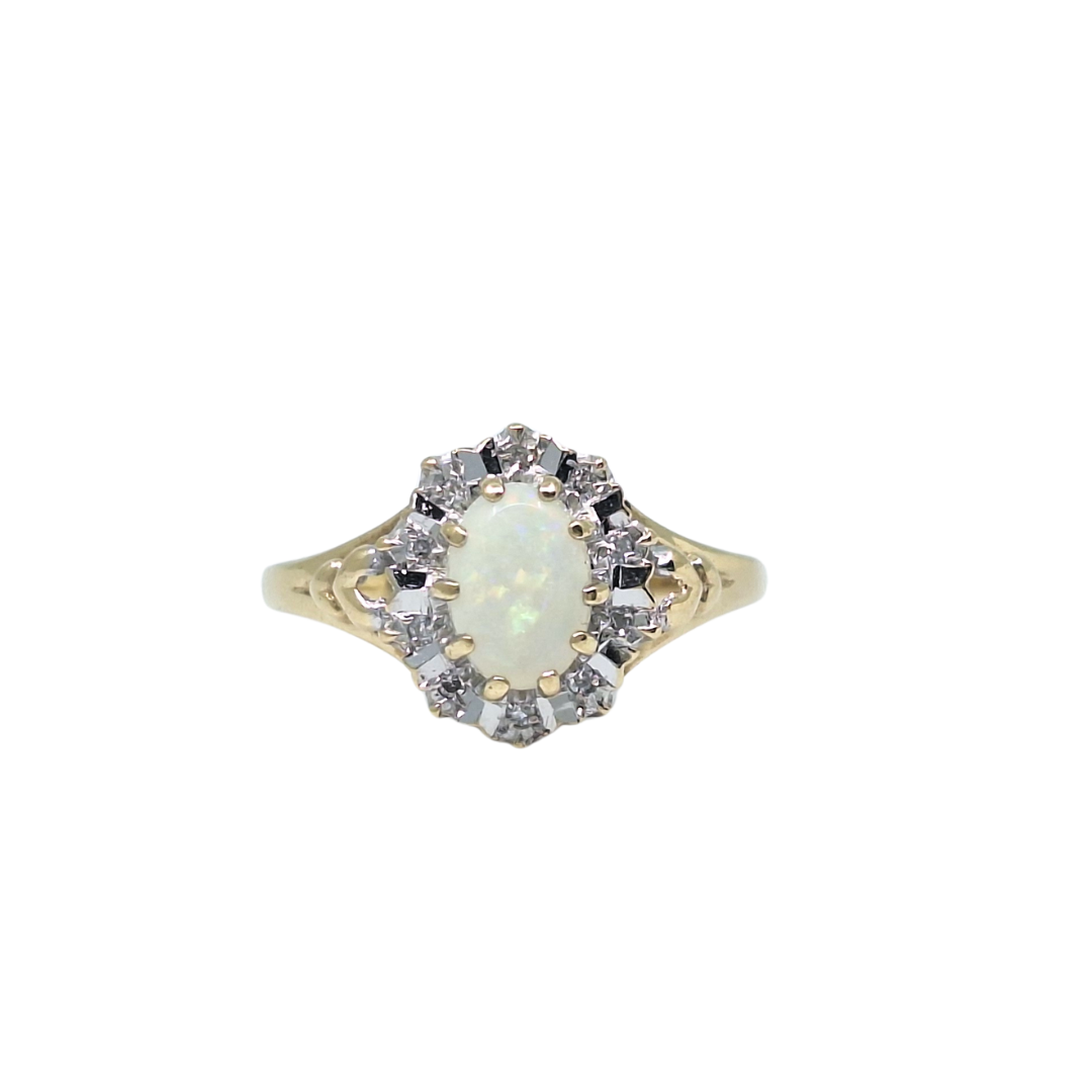 9ct Yellow Gold Opal & Diamond