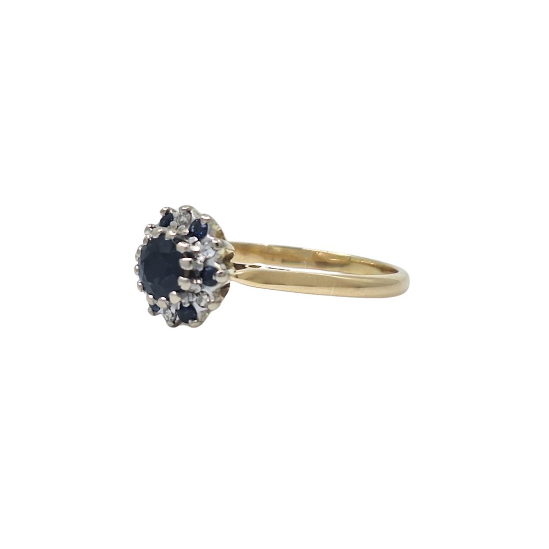 18ct Yellow Gold Sapphire & Diamond Ring