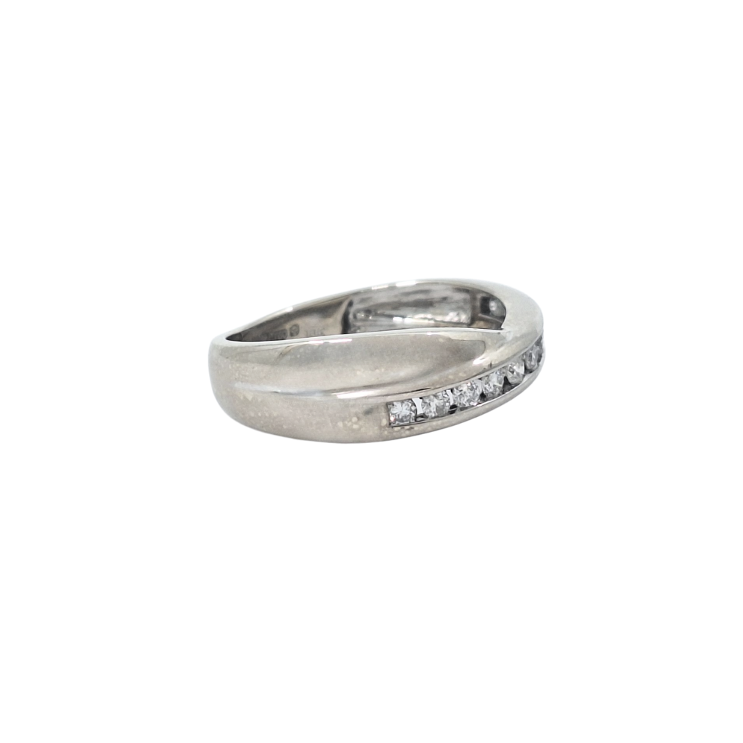 18ct White Gold Diamond Crossover Band Ring 0.25ct
