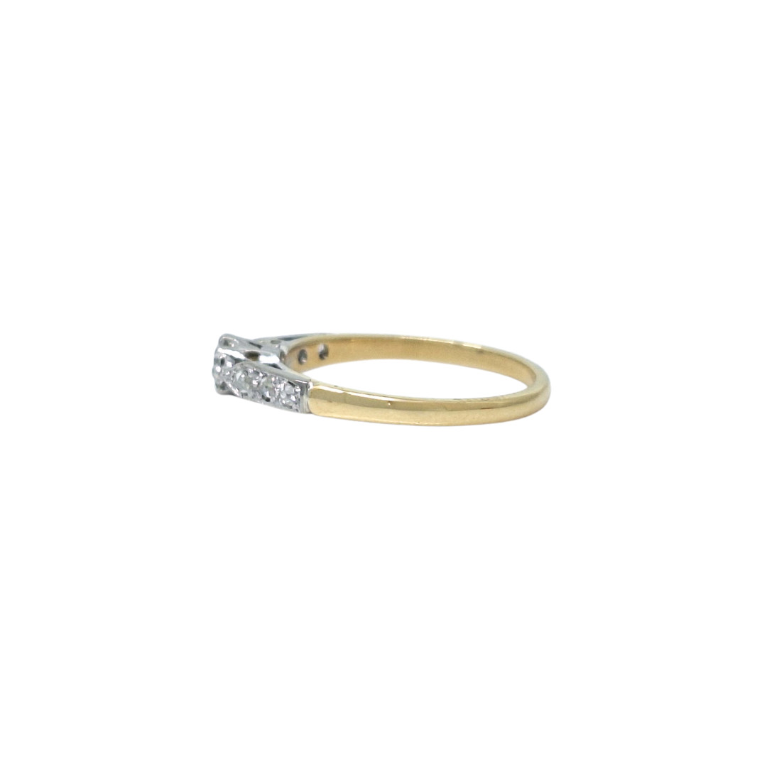 18ct Yellow Gold Diamond Solitaire Ring