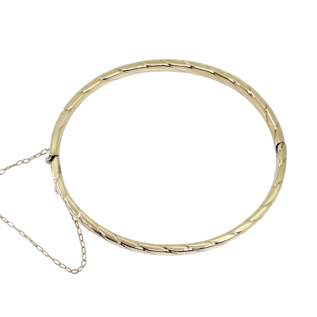 9ct Yellow Gold Hinged Bangle