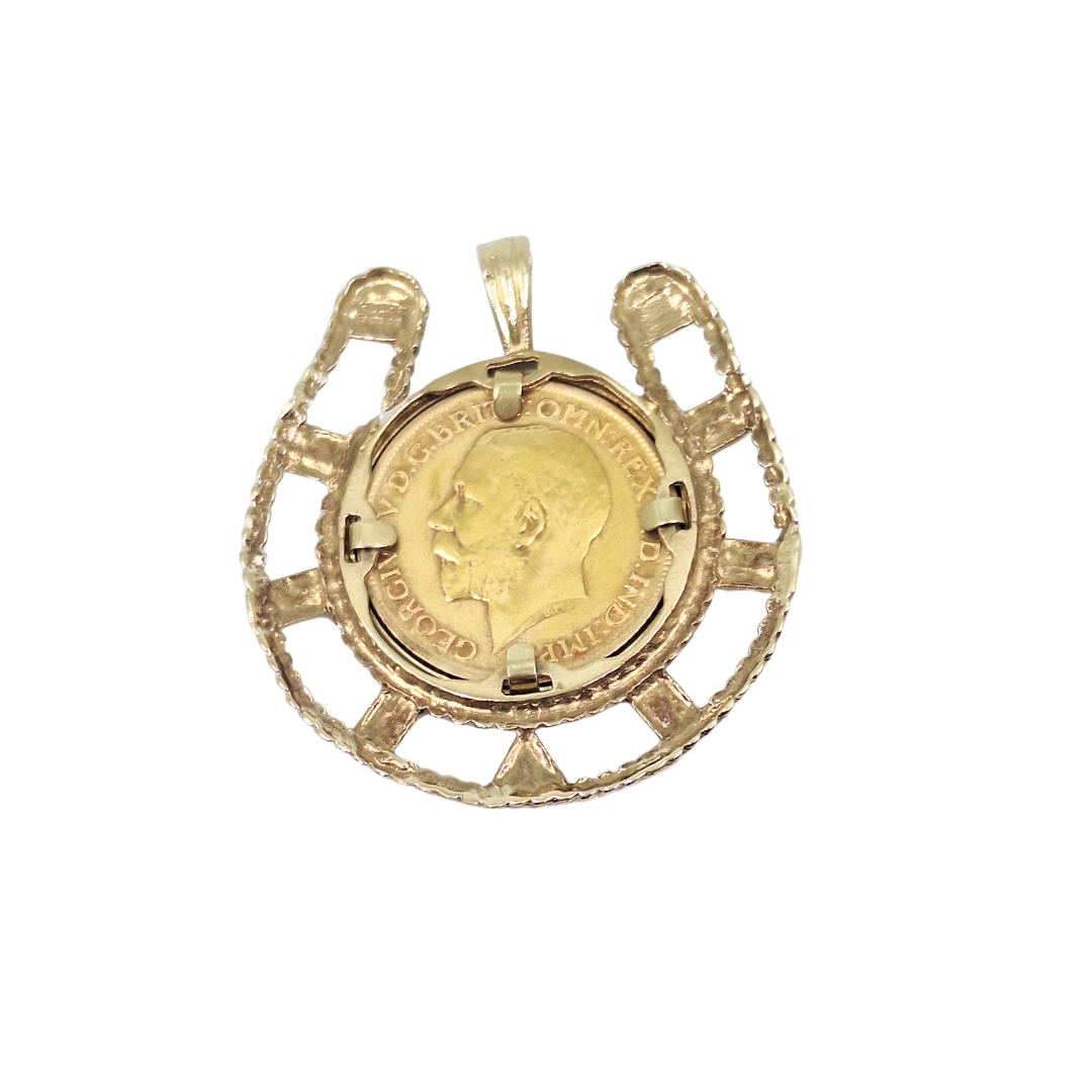 Full Sovereign Horse Shoe pendant 1913